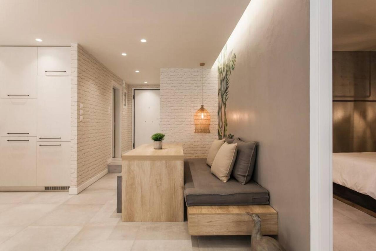 Chic Apartment - Strolling To The Athenian Streets Extérieur photo